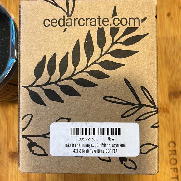 Cedar Crate Market premium soy candle - Picture 3 of 5